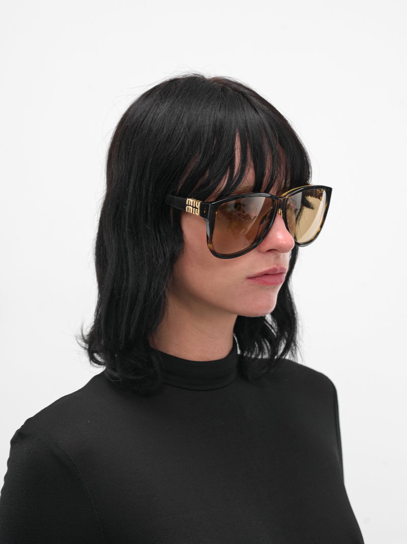 Brown MU-A08S Aviator Sunglasses (0MU-A08S-STRIPED-LODEN-YELLOW)