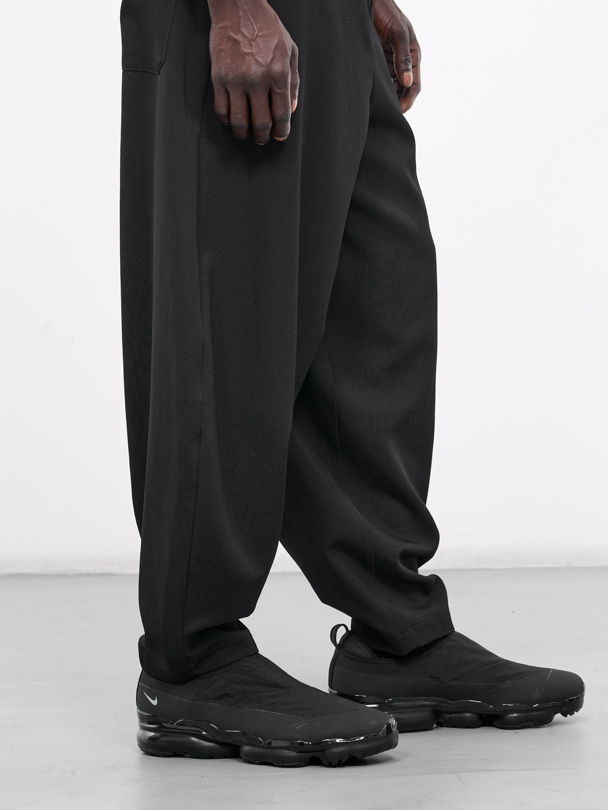 Wool Drawstring Baggy Trousers (08PT-W-BLACK)