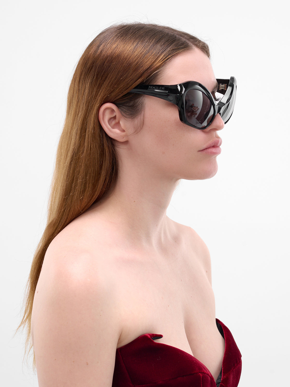 Black Glossy Cat-Eye Sunglasses (25S10AC0003007-BLACK)