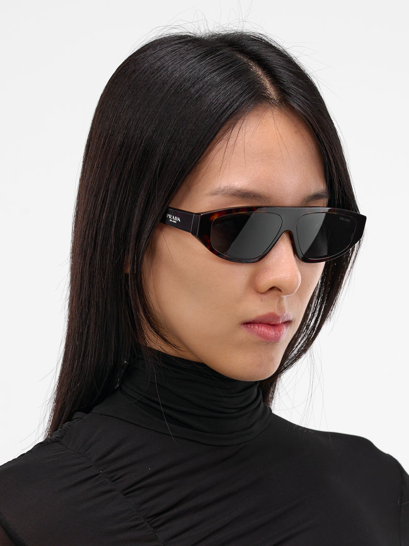 Tortoiseshell C02S Geometric Sunglasses (0PR-C02S-ROOT-HAVANA-DARK-GREY)