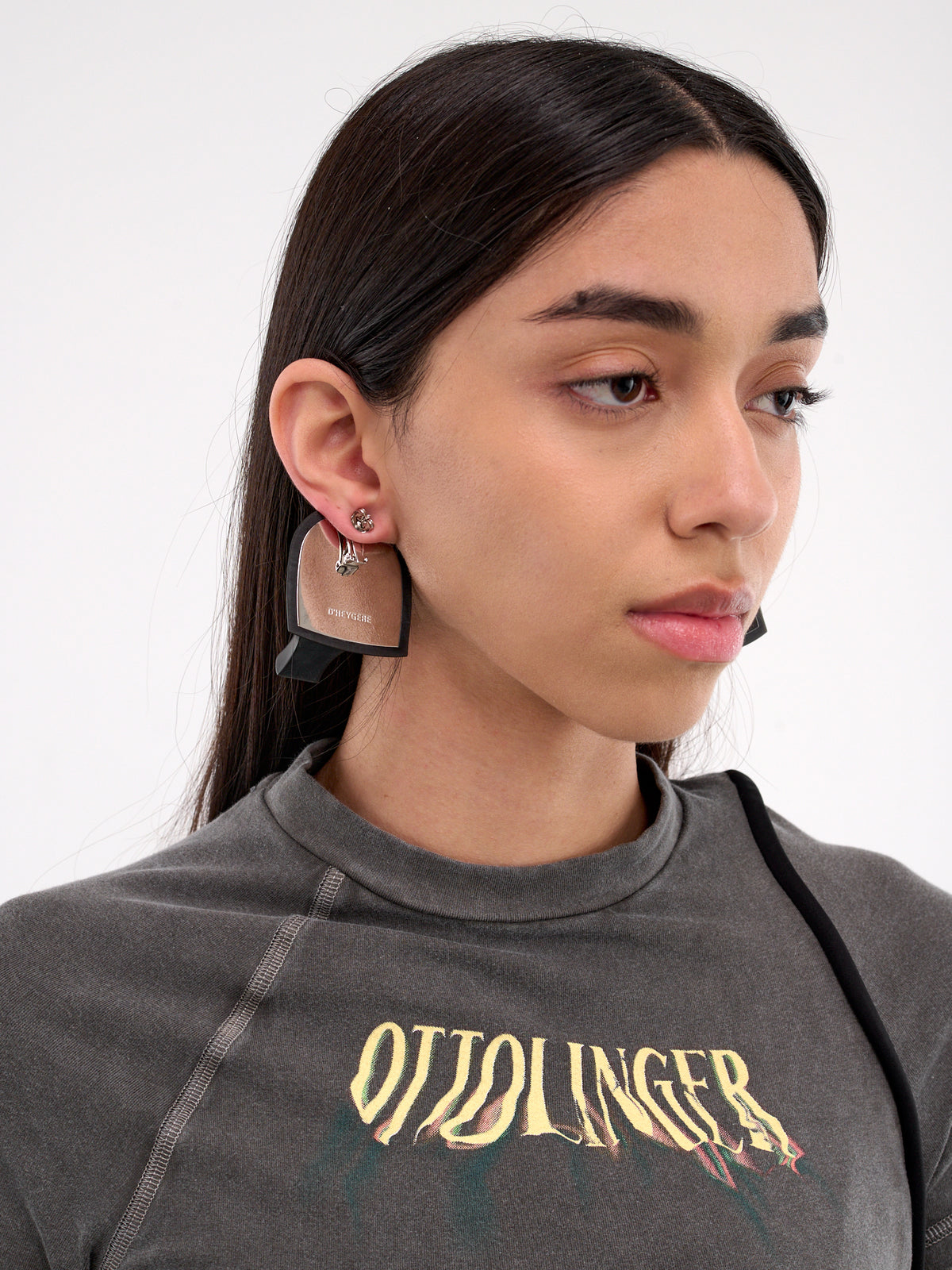 Kitten Heel Earrings (JW25-BLACK-SILVER)