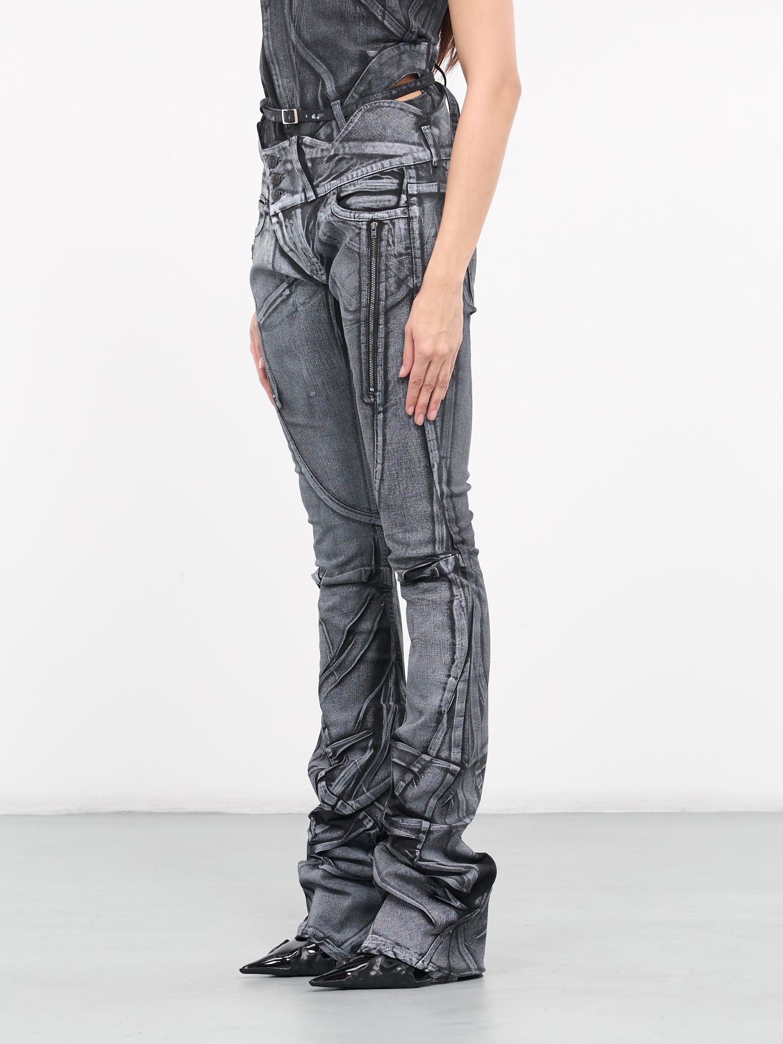 Trompe L'oeil Flared Jeans (1704712-BLACK-WHITE)