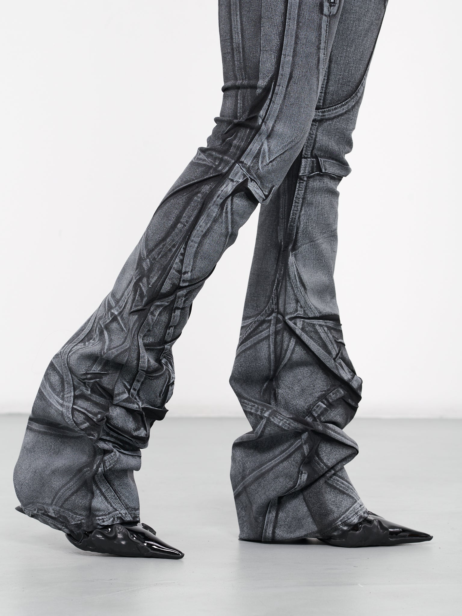 Trompe L'oeil Flared Jeans (1704712-BLACK-WHITE)