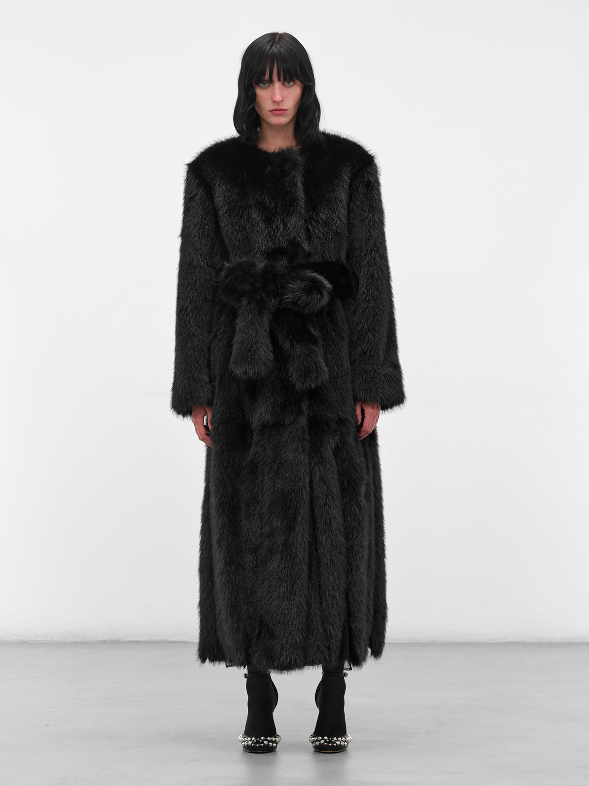 Black Oversized Long Fur Coat (2074-1090-BLACK)