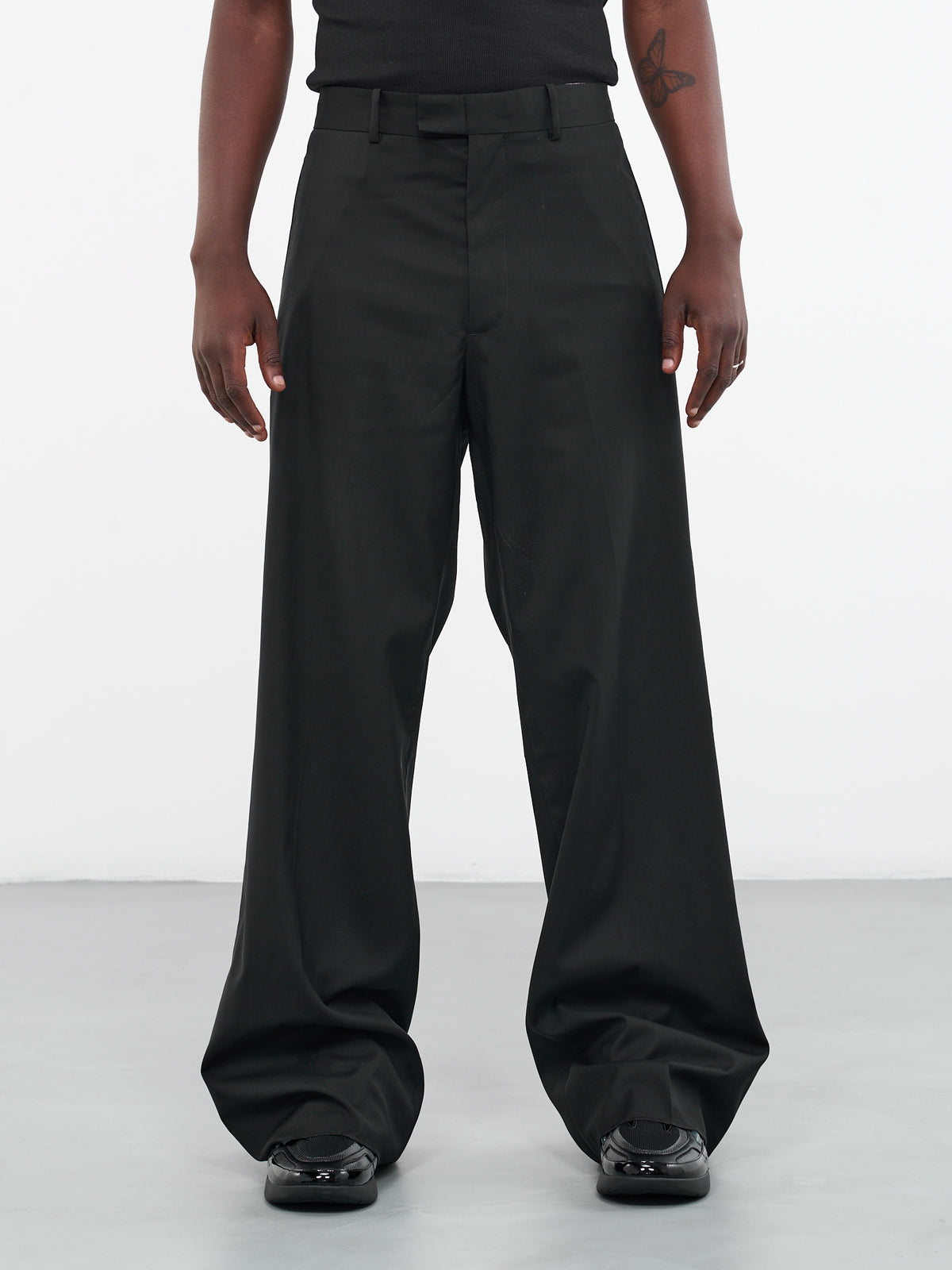 Classic Wide Trousers (231-M369-20002-0099-BLACK)