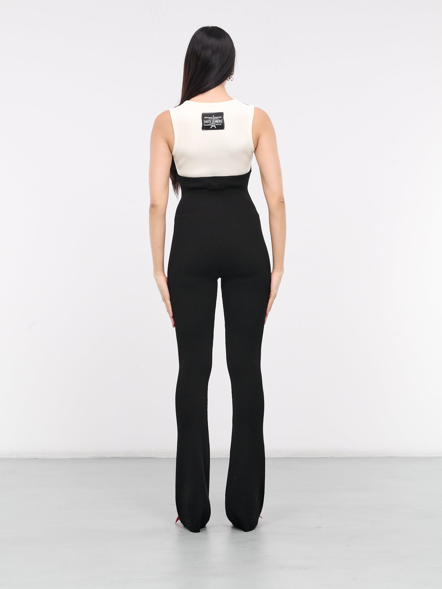 Bi-Color Jumpsuit (24-25-F-CB013-M068-WHITE-BLACK)