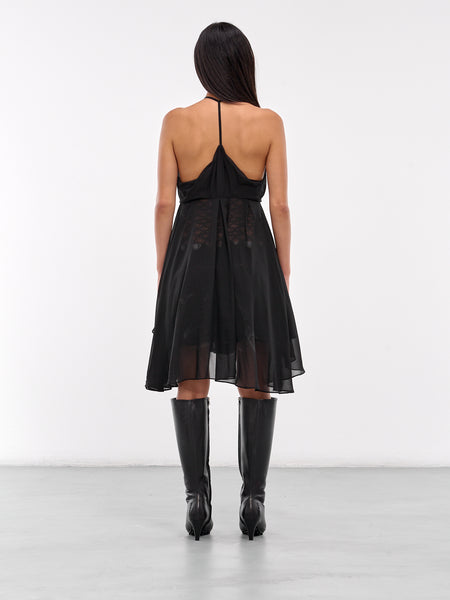 24033154-BLACK107190118_grande