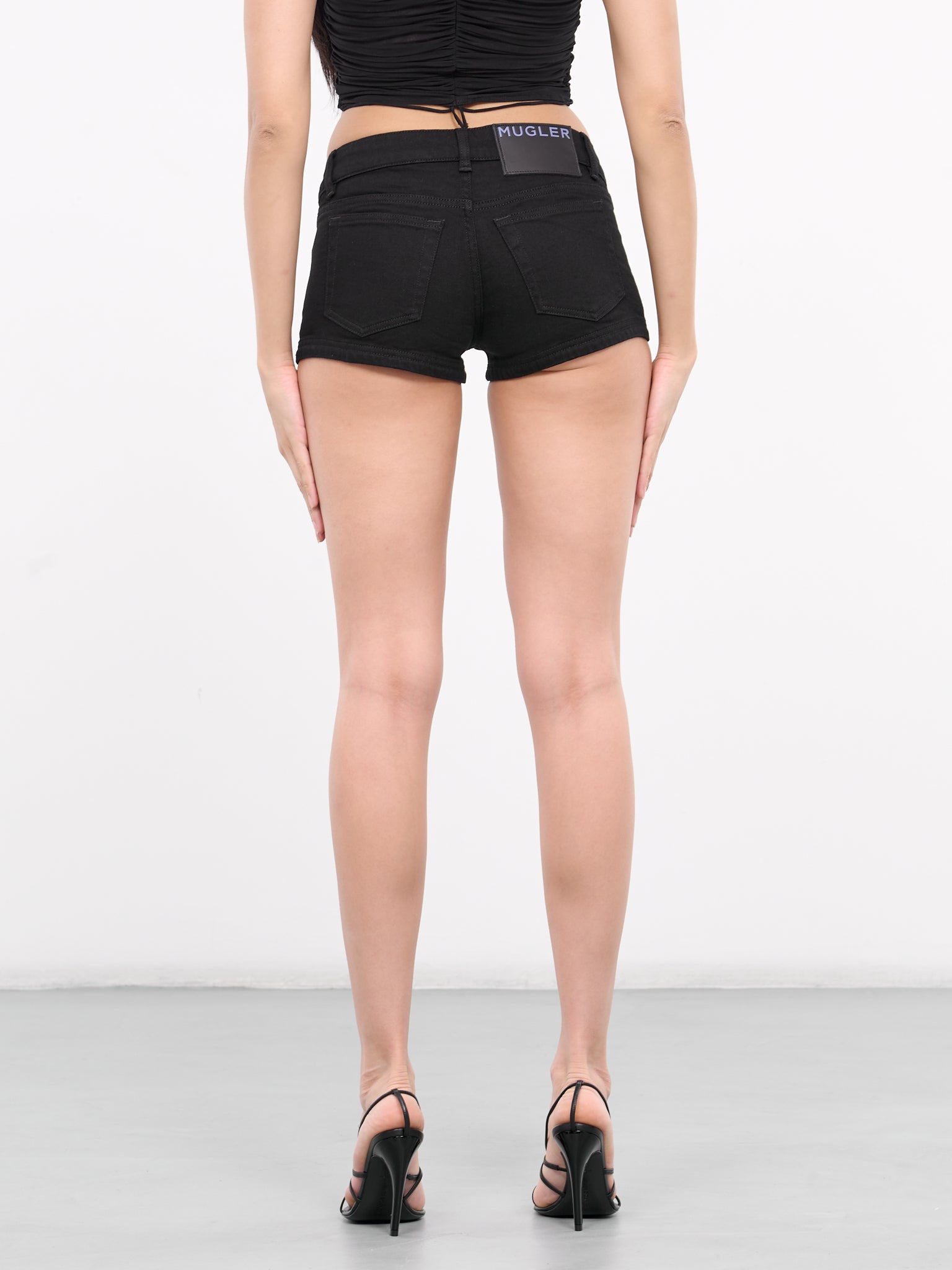 Low-Rise Denim Shorts (24P6PA0422211-BLACK)