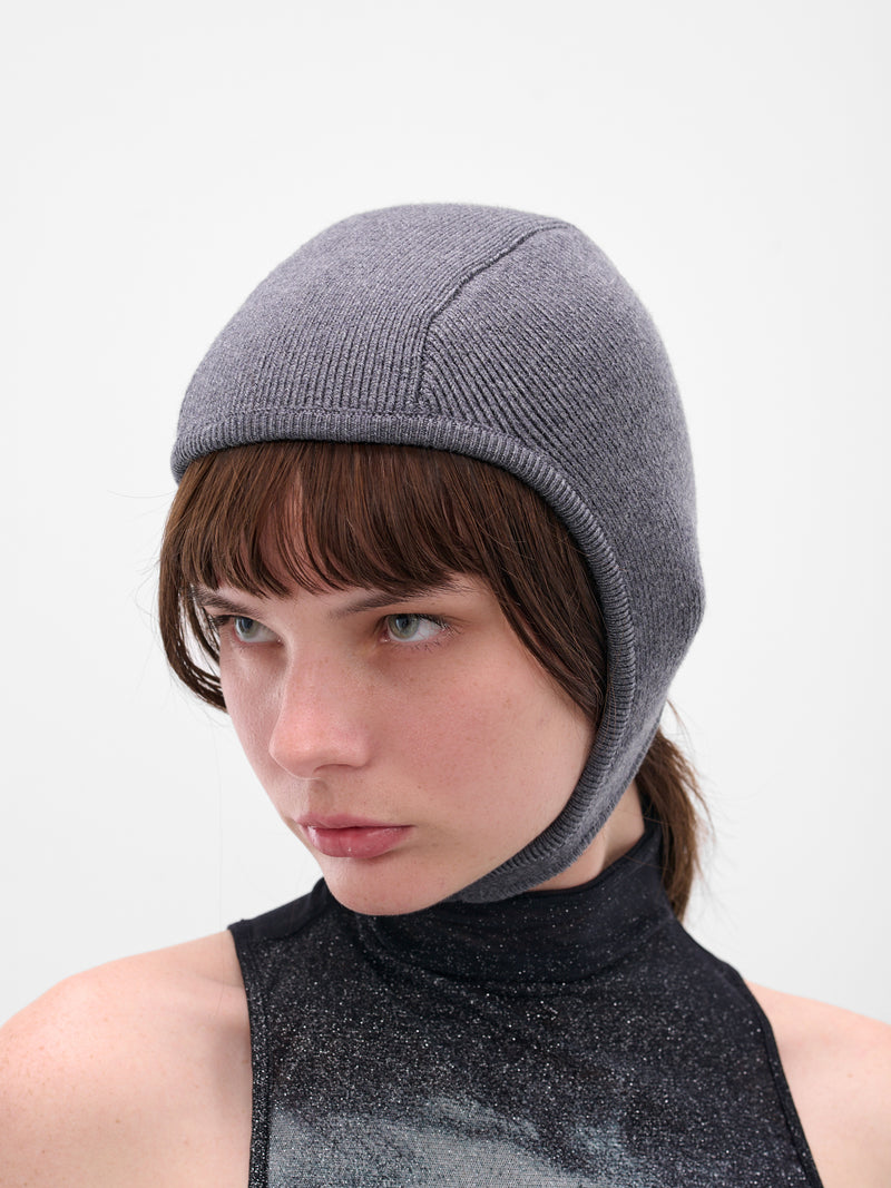 The Gray Garter Strap Beanie (25-04-U-AC033-K020-MIDDLE-GREY)