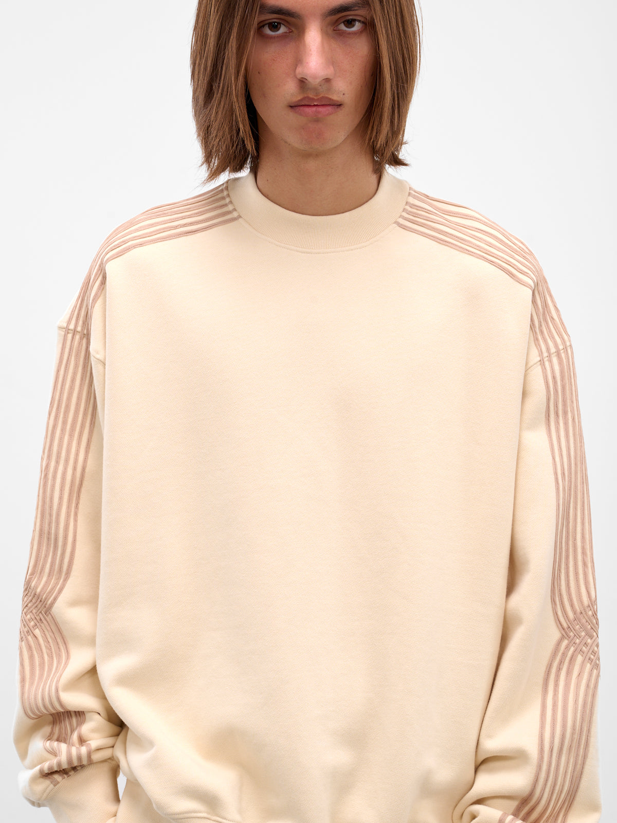 Ivory Applique Gym Crewneck Pullover (252-MJP023A-IVORY)