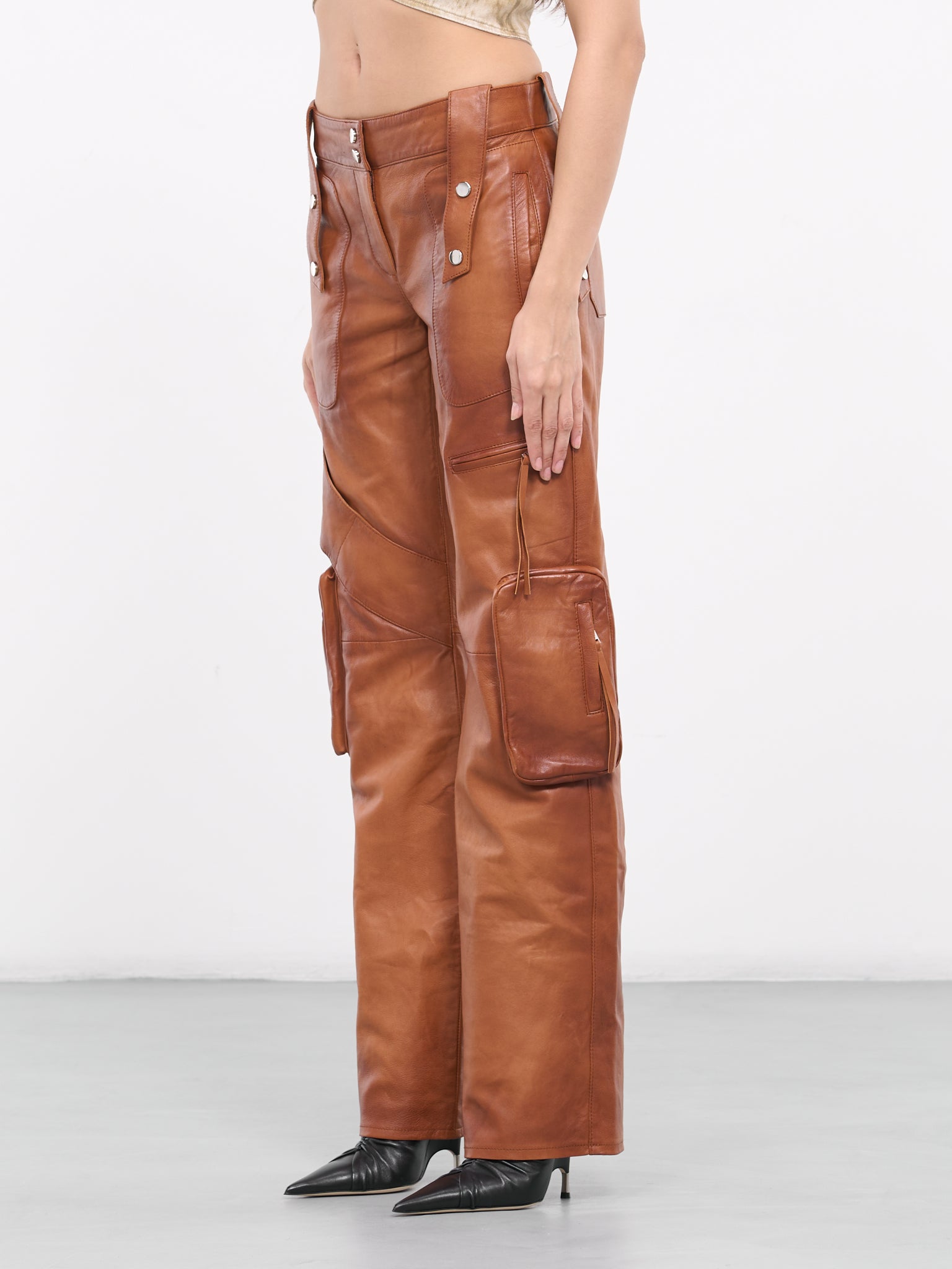 Leather Cargo Pants (2L047A-N0557-CAMOSCIO)