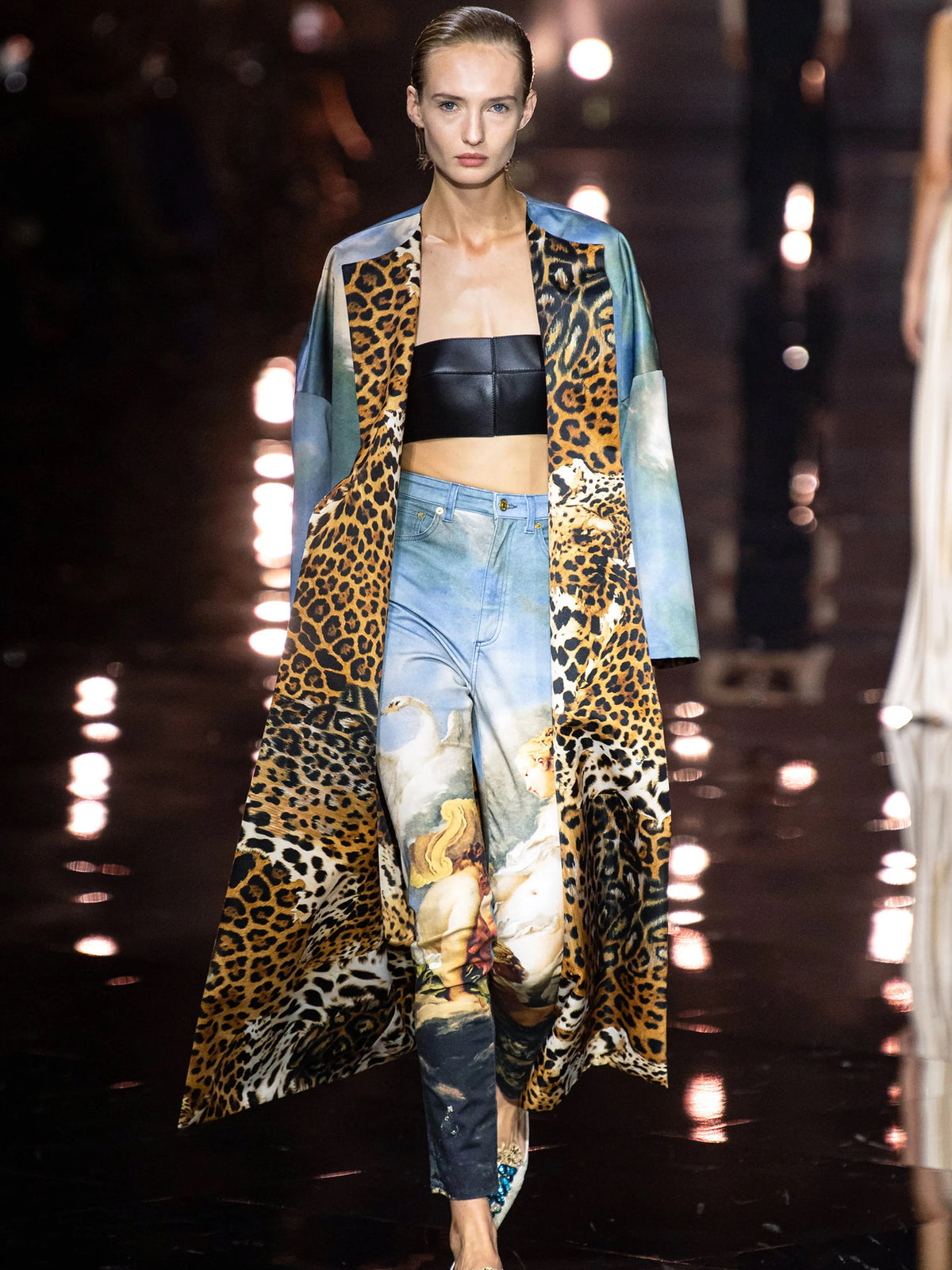 Printed Rococo Painting Denim Jeans (QWJ233-DAG38-09000-MULTICOLOR)