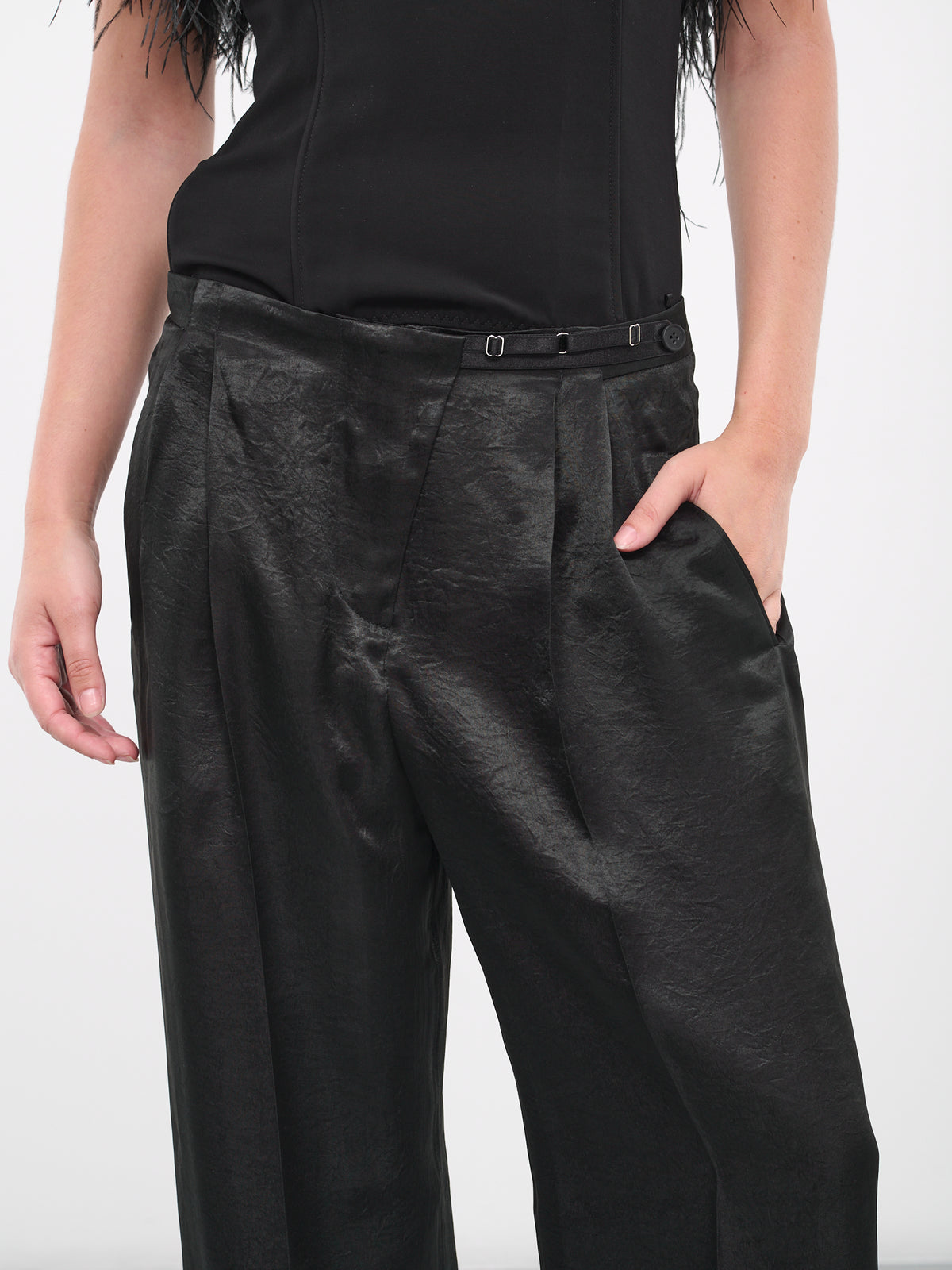 Faina Pants (47-BLACK)