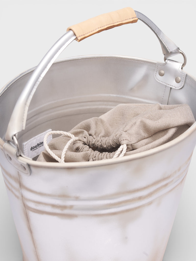 DOUBLET Silver Leather Bucket Bag | H.Lorenzo - detail 2