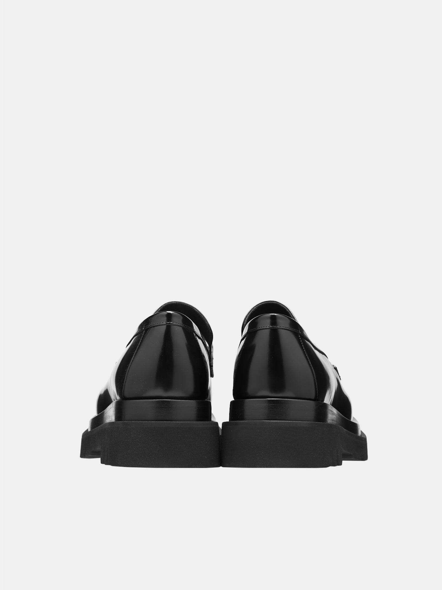 Lug Loafers (730222V28R0-1000-BLACK)