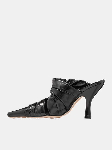■BOTTEGA VENETA■ Glossy Monsieur Mule Black 729877V28R0100 Bottega Veneta® Men's Tarik Mule in Black. Shop online now.
