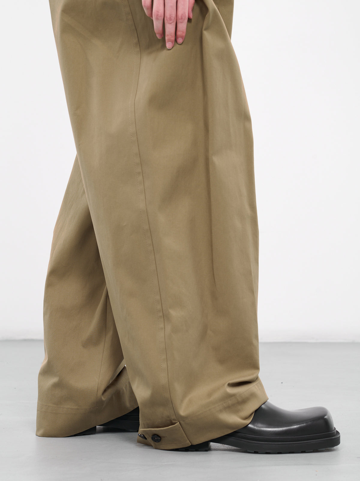 Cotton Gabardine Trousers (767205VKUM0-9766-DARK-SAND)