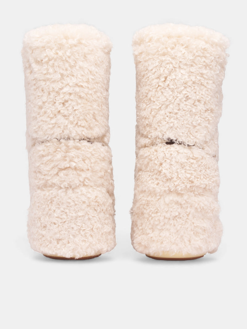 Ecru Icon Curly Extra Boots (0D1403070-L007-ECRU)