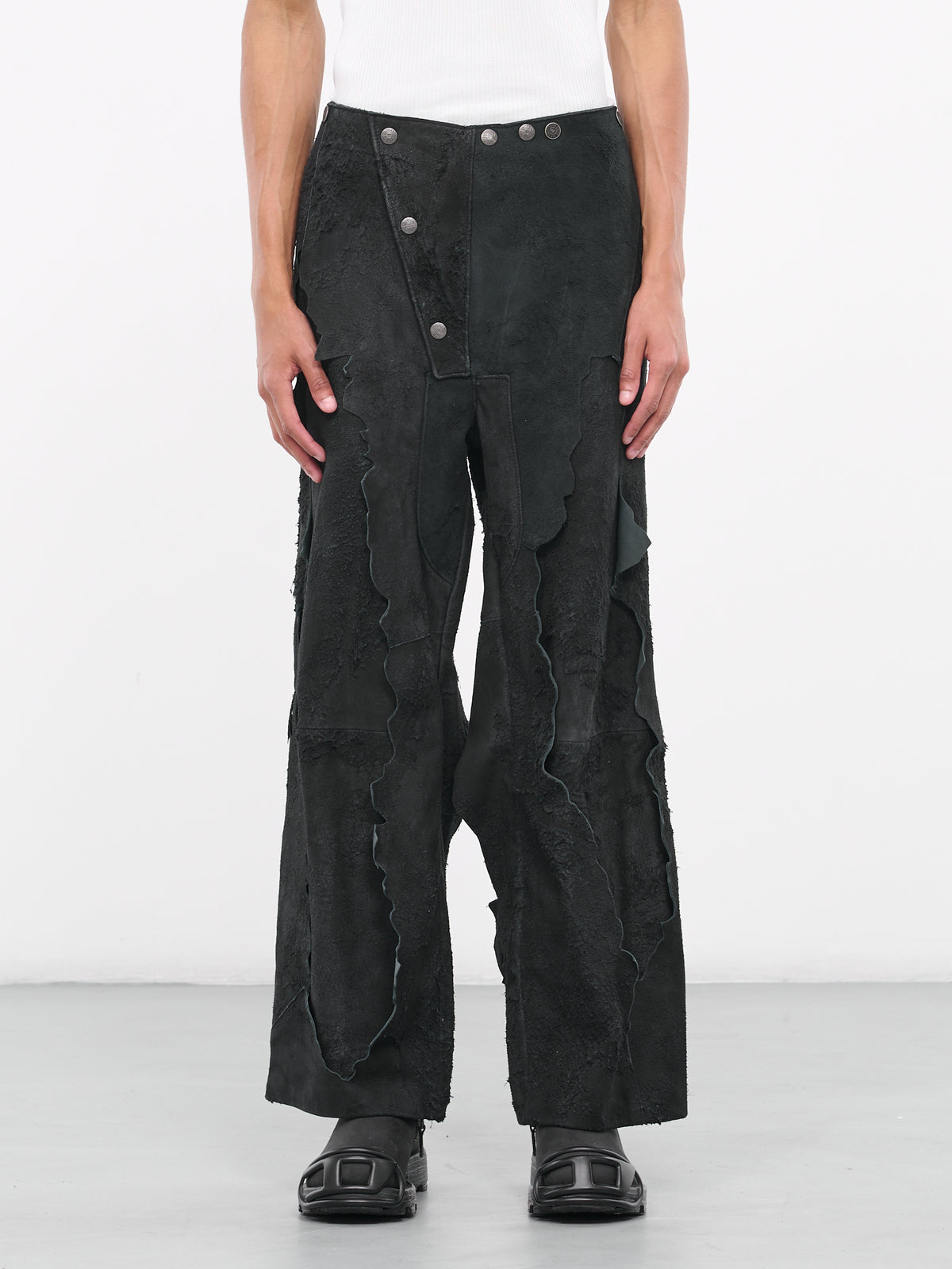Distressed Leather Pants (A12582-0CNAK-9XX-DEEP-BLACK)