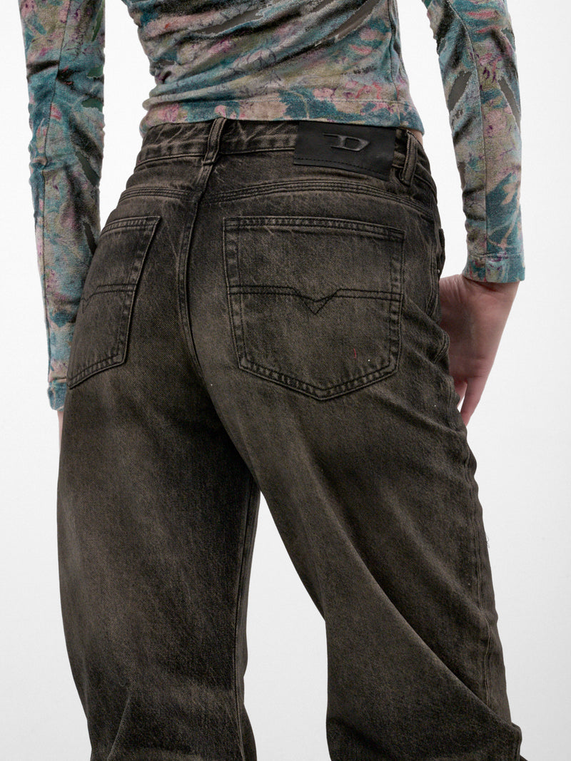 Black D-Twisty Curved Jeans (A26123-D-TWISTY-WASHED-BLACK)