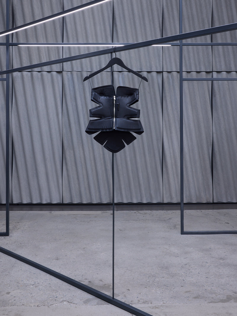 Black Padded Leaf Corset (A3581R23-1000-BLACK)