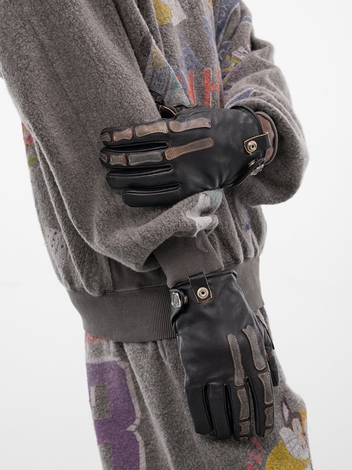 Black Bone Embroidered Leather Gloves (AC-SV-NGA-1005-BLACK)