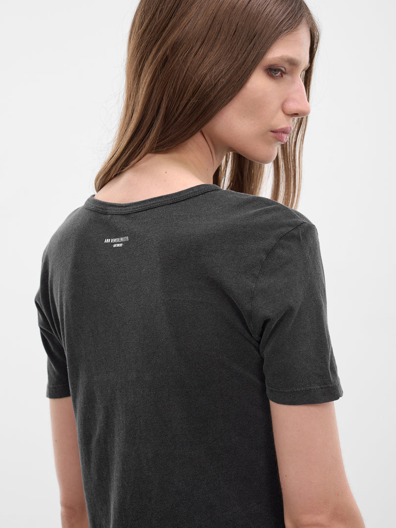 Floor Black Graphic Micro Tee (B0013924-FA740-FADED-BLACK)