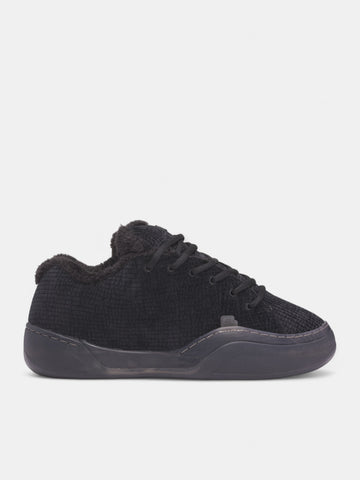 ERL TRACK VAMPUS 黒いスニーカー Black Corduroy Skater Vamp Sneakers (ERL11SH01-PIRATE-BLACK)