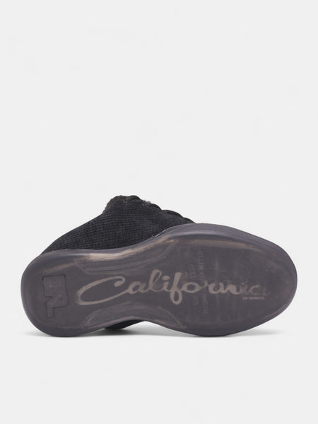 Black Corduroy Skater Vamp Sneakers (ERL11SH01-PIRATE-BLACK)