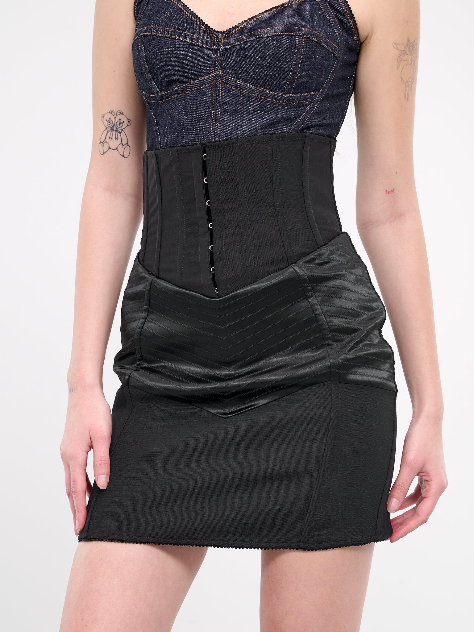 Corset Belt Mini Skirt (F4CM5T-GDBPB-S9000-BLACK)