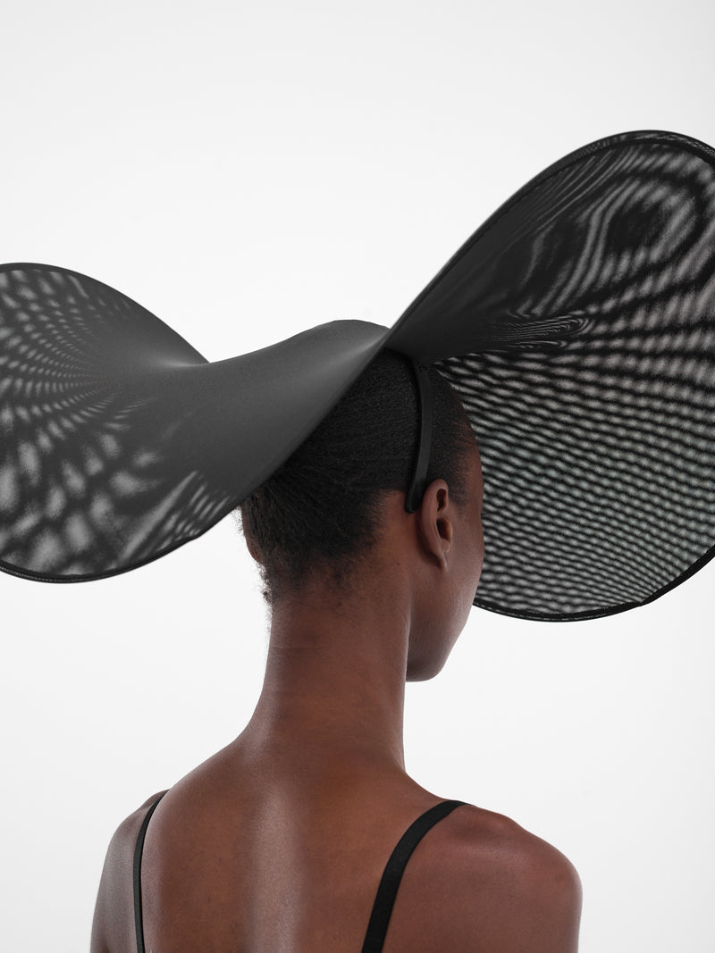 Black Sculptural Church Hat (FLAW25WWCRHHT-BLACK)