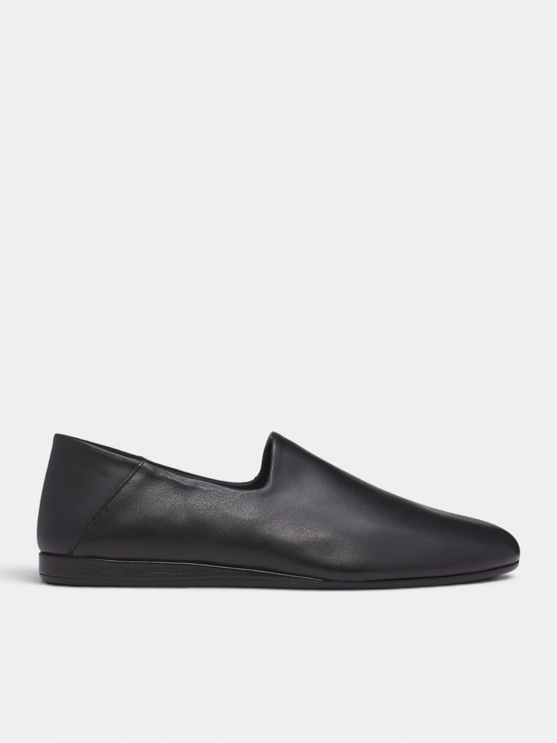 Black Leather Foldable Mules (FOM00206AC28C02-BLACK)
