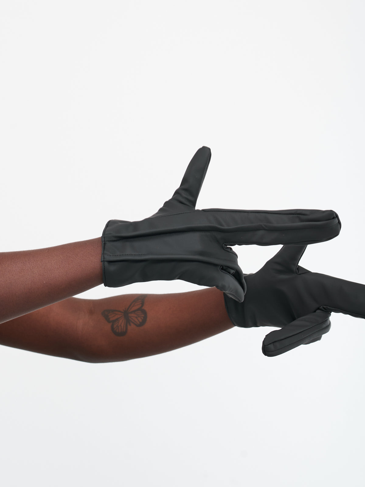 MOKOO Gloves | H. Lorenzo - detail