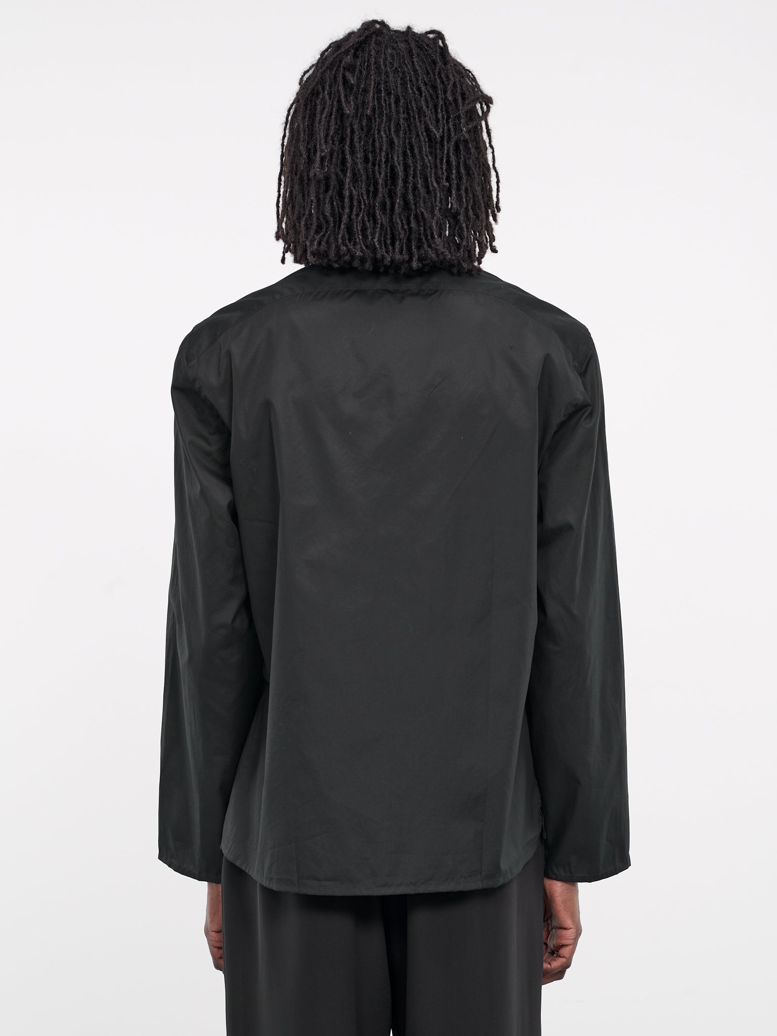 Less Shirt (H017-C004-BLACK)