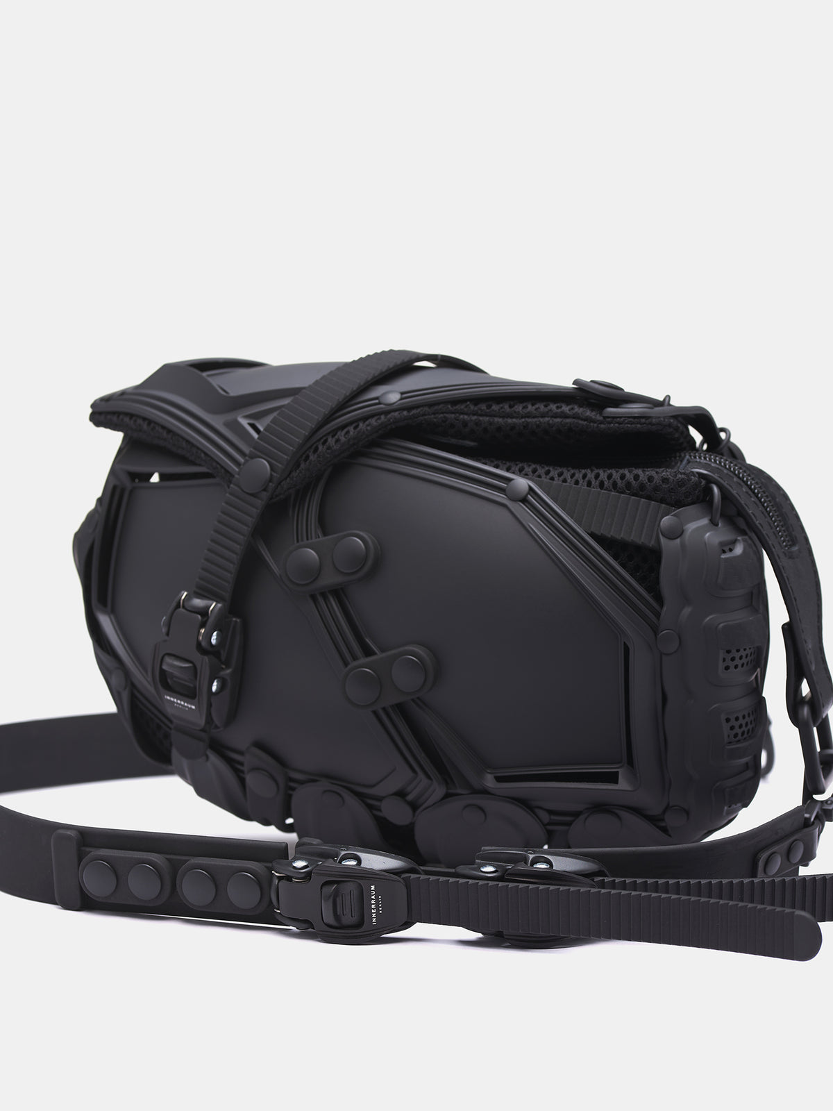 Object I12 Clutch (I12BMBKPV00-BLACK-MATT)