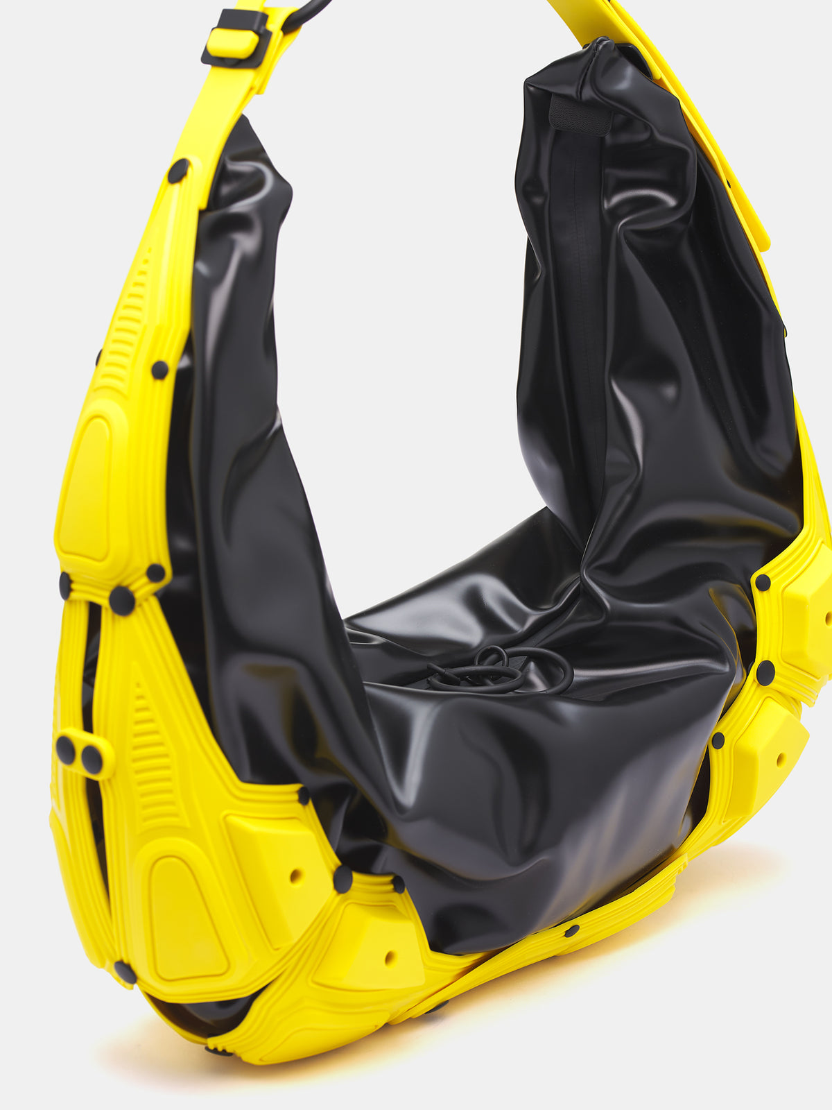 Object M03 Half Moon Bag (M03YEBKPV00-YELLOW-BLACK)