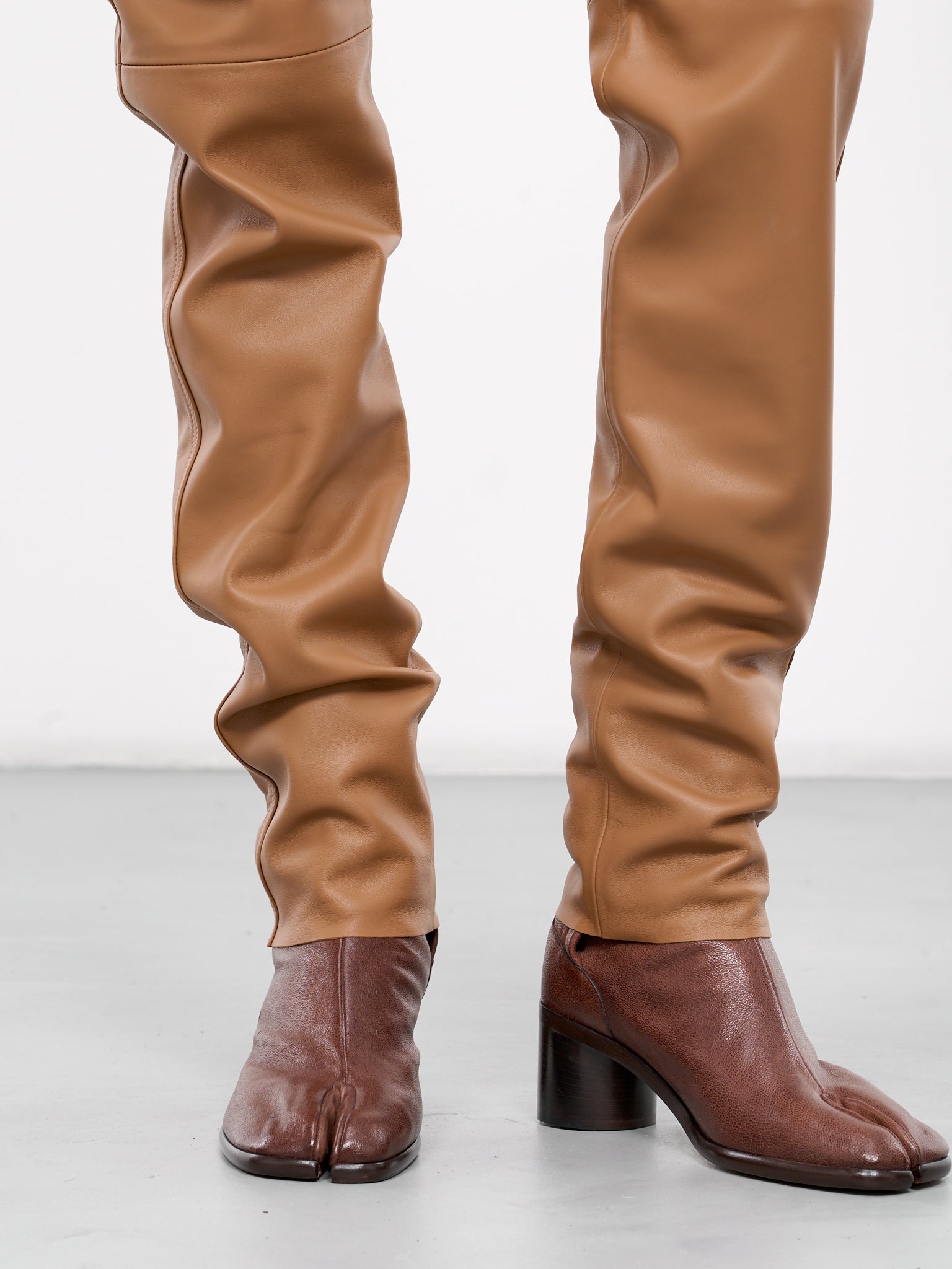 Leather Pants (P021-L005-COGNAC)