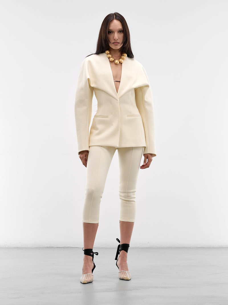 JACQUEMUS White Arlésien Capri Pants | H.Lorenzo - styled