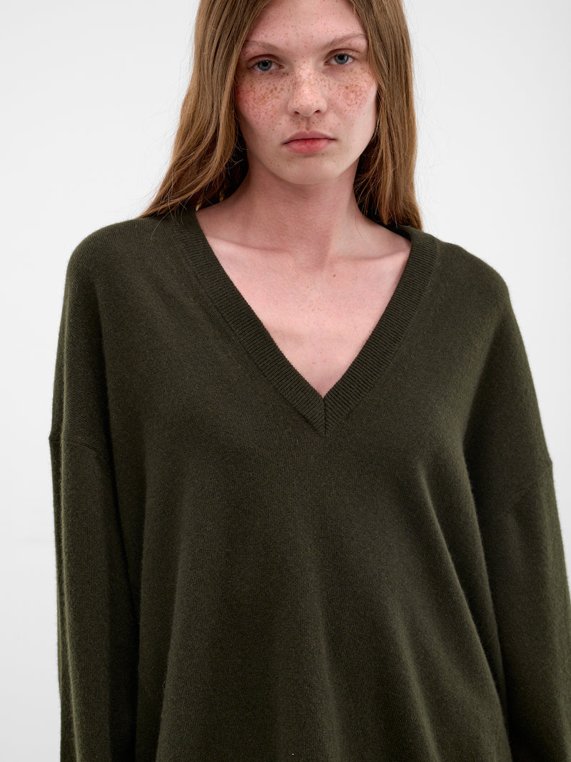 Black Loden Cashmere V-Neck Sweater (PPSS26SW01393-6492-LODEN)