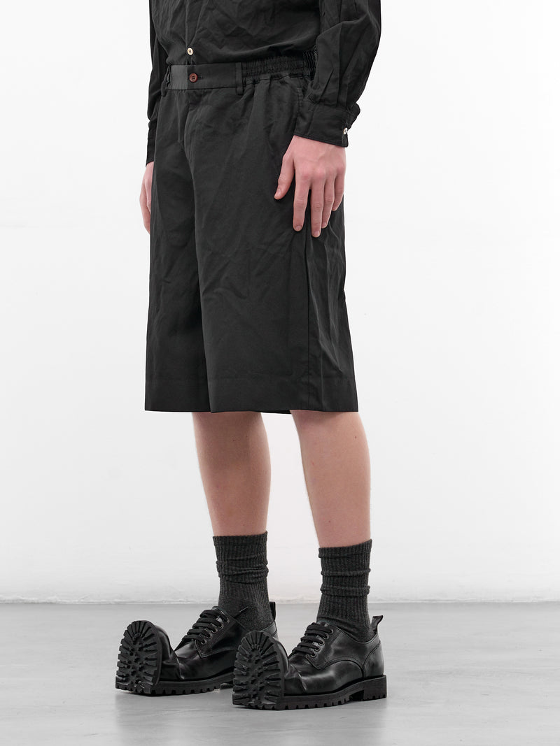 Black Pleated Straight Shorts (PZ-P008-PER-BLACK)