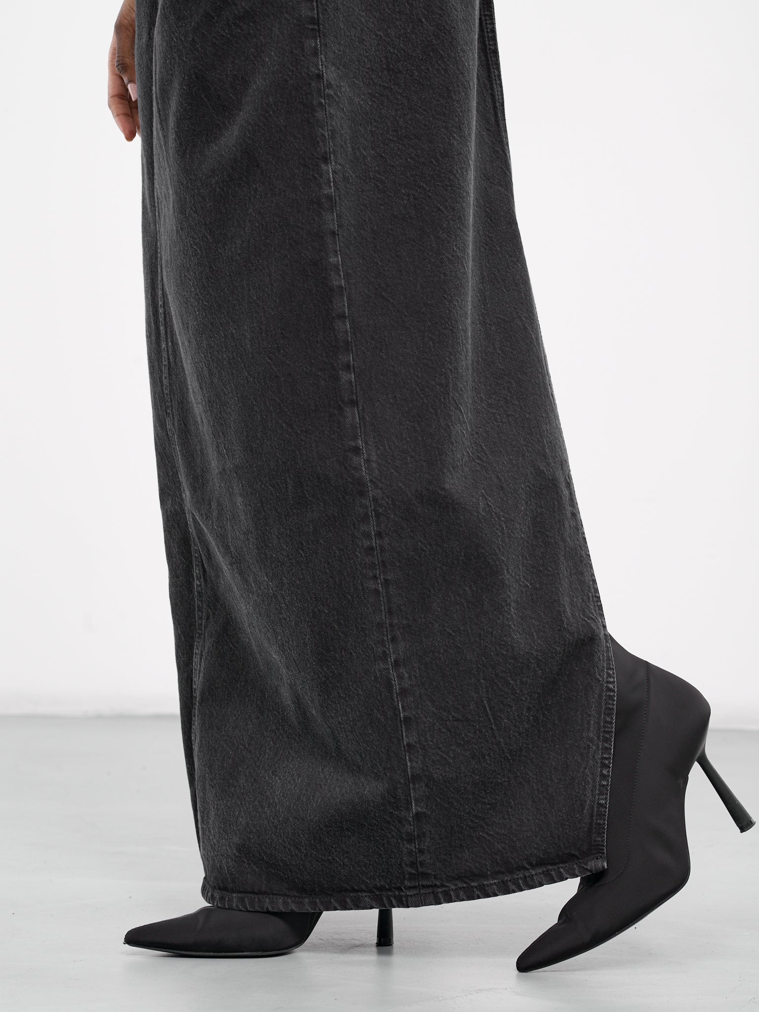Distressed Waistband Skirt (S1UDESK01-BLACK)