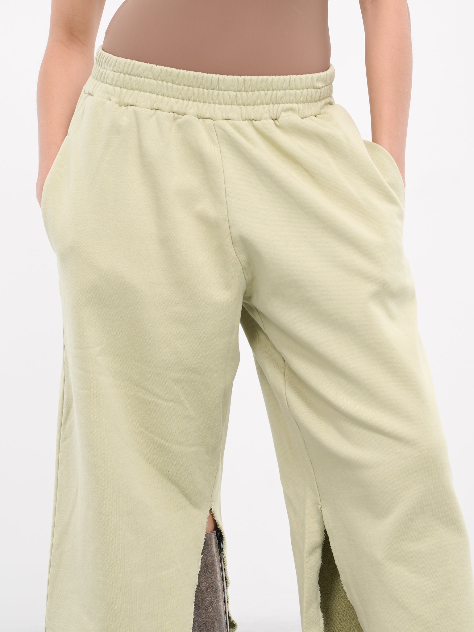 Side Slit Sweat Trousers (S52KA0489-S25537-GREEN)