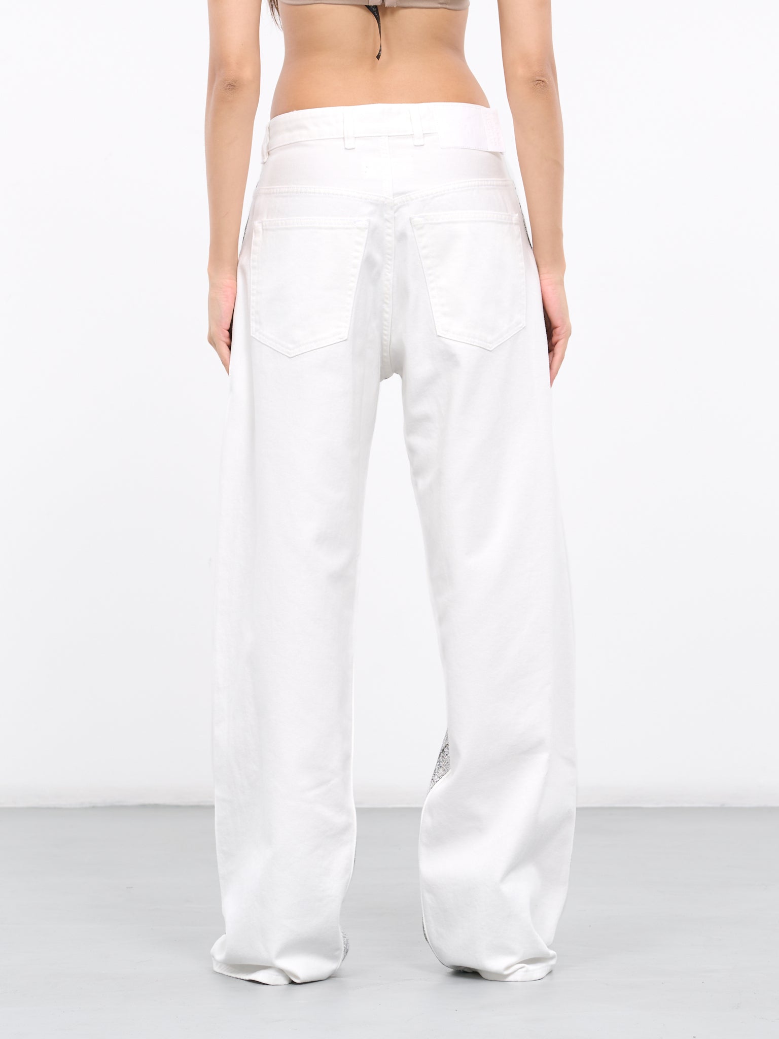 Flower Print Jeans (S62LB0154-S30653-WHITE-BLACK)
