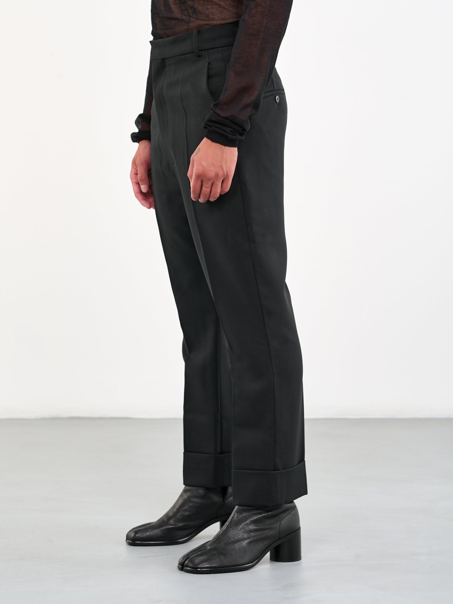 Slim Trousers (T-11-22-FBP00001-10000-BLACK)