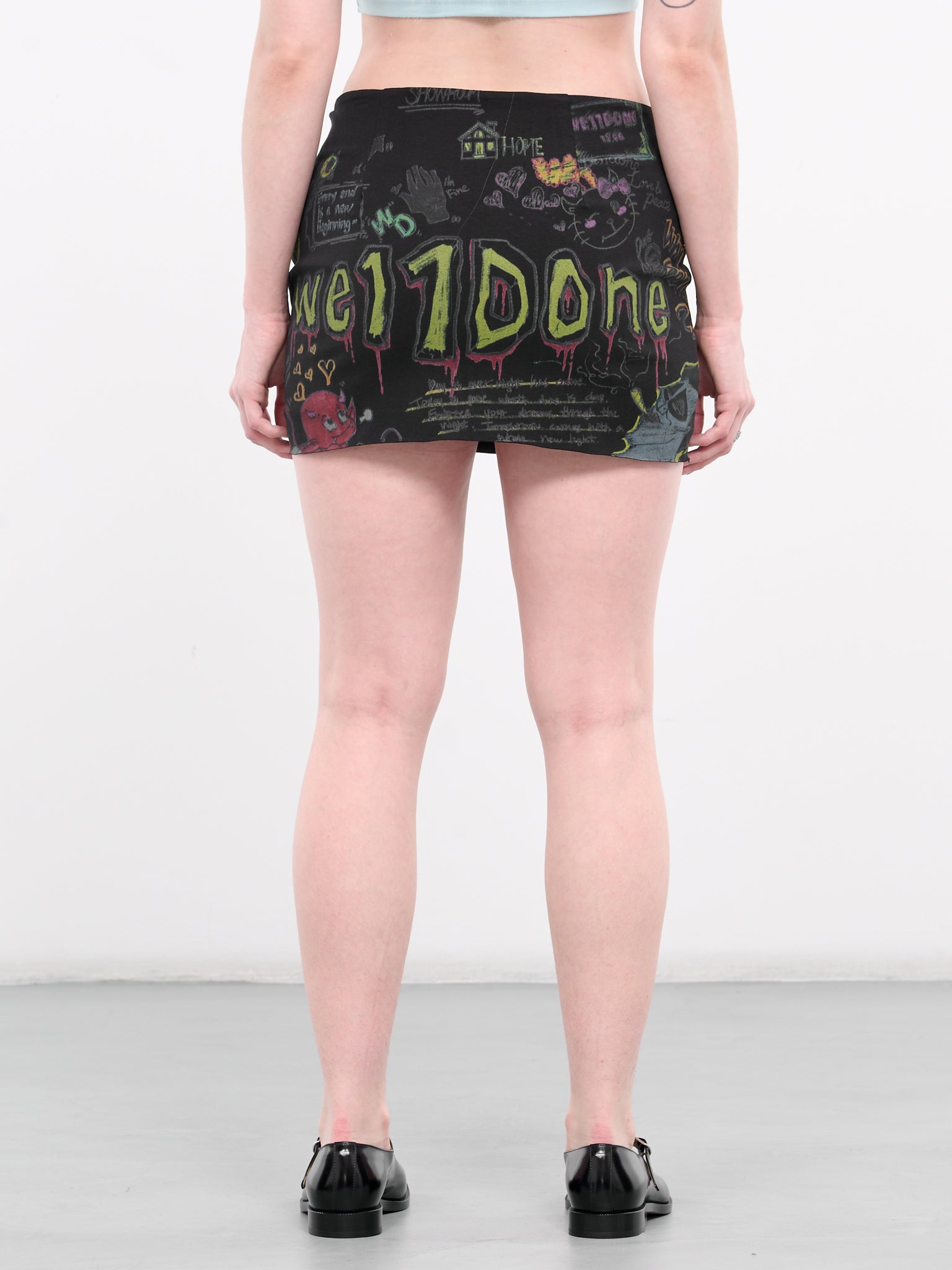 Graphic Mini Skirt (TK1-24-833-W-BLACK)