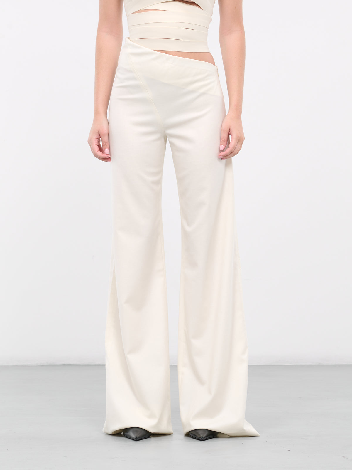 Diagonal Trousers (TR-W02-WHITE)