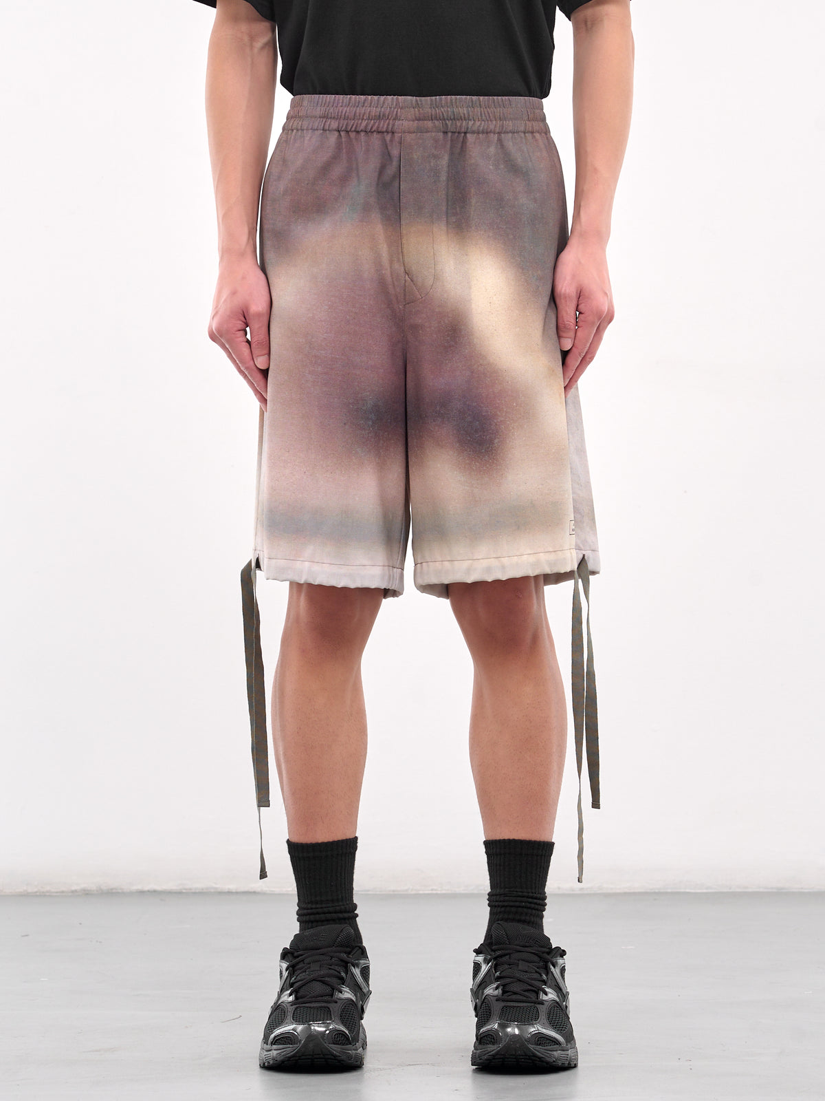 Elasticated Shorts (UC1E4509-DARK-BROWN-BASE)