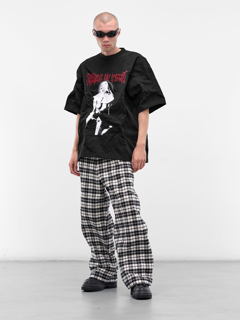 Cradle of Filth Iconic Nun Tee (UCF76MT501B-BLACK)