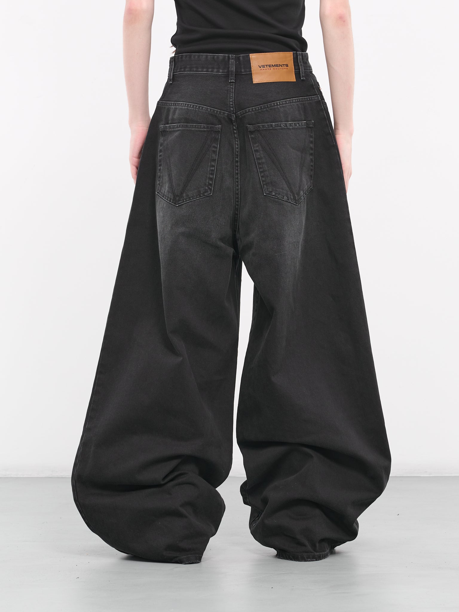 Big Shape Jeans (UE64PA140B-BLACK)