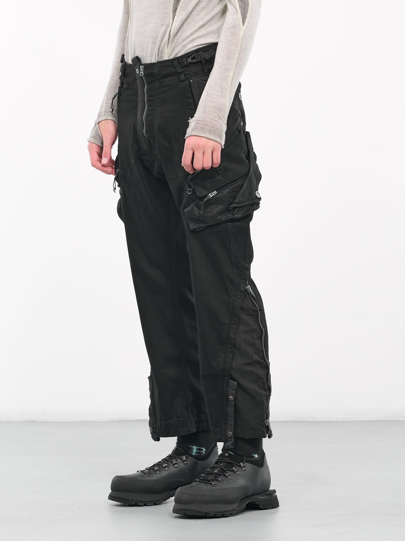 Exo-Holster Tactical Pants (VM00223-1-PM-BLACK)